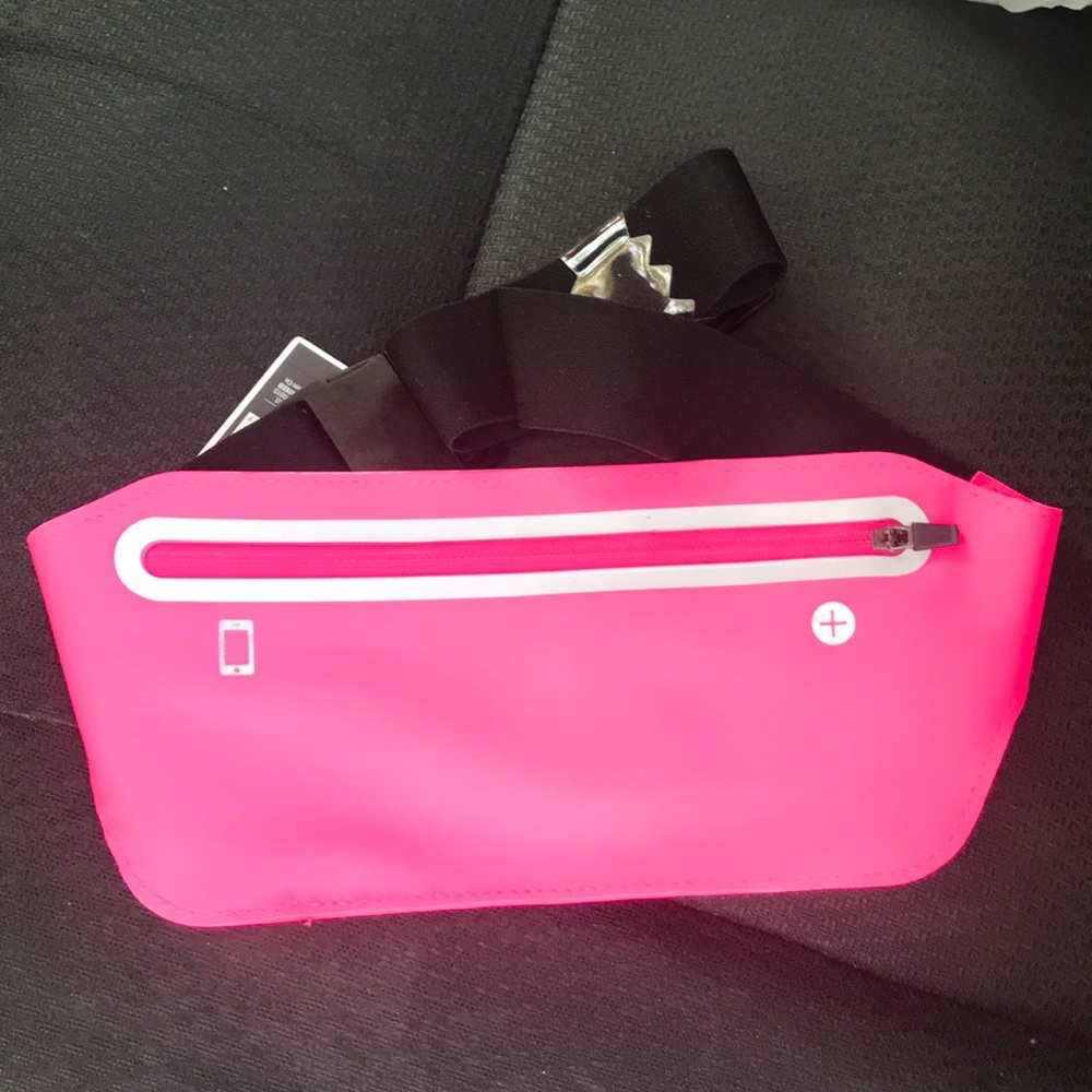 ⚜️West Loop Neon Pink Fanny Pack! NWT!